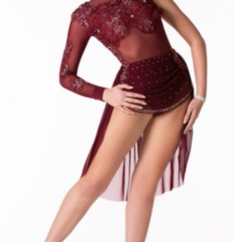 Elegant Burgundy Dance Dress